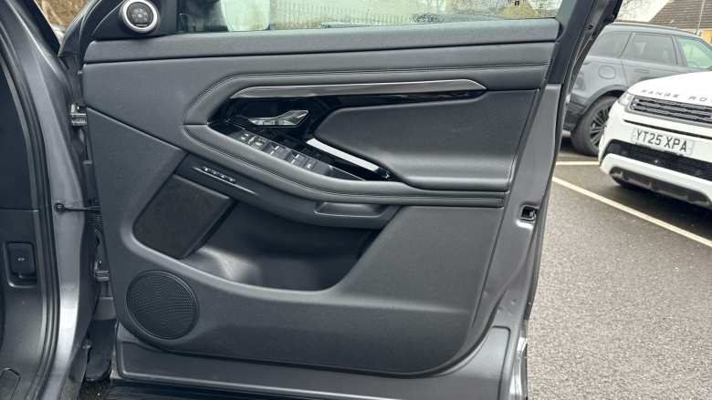 Land Rover Range Rover Evoque 2.0 P250 R-Dynamic SE 5dr Auto Petrol Hatchback